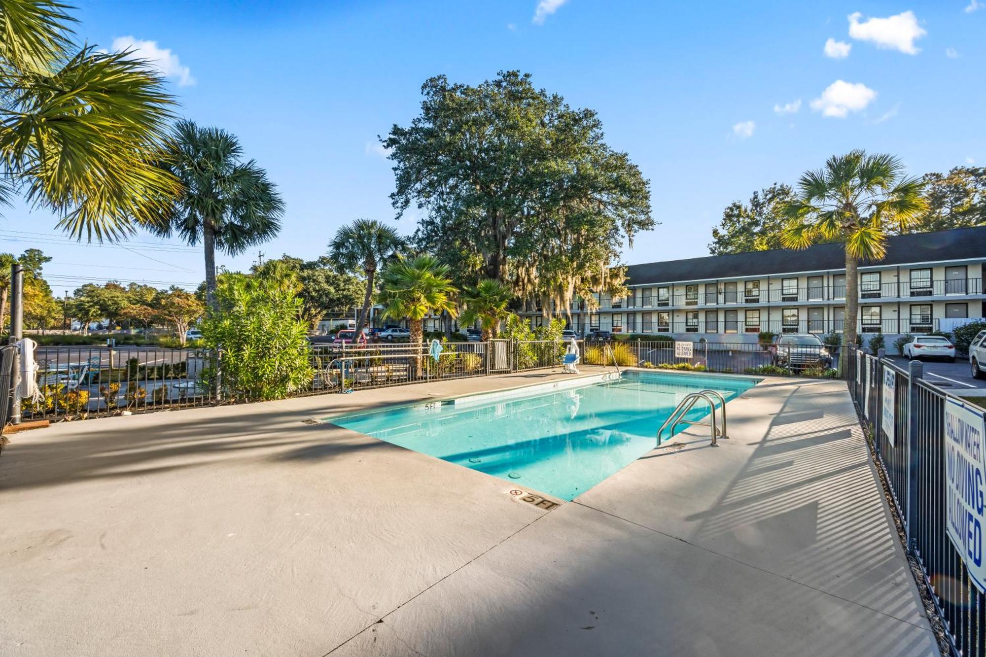 Charleston Creekside Inn Zewnętrze zdjęcie